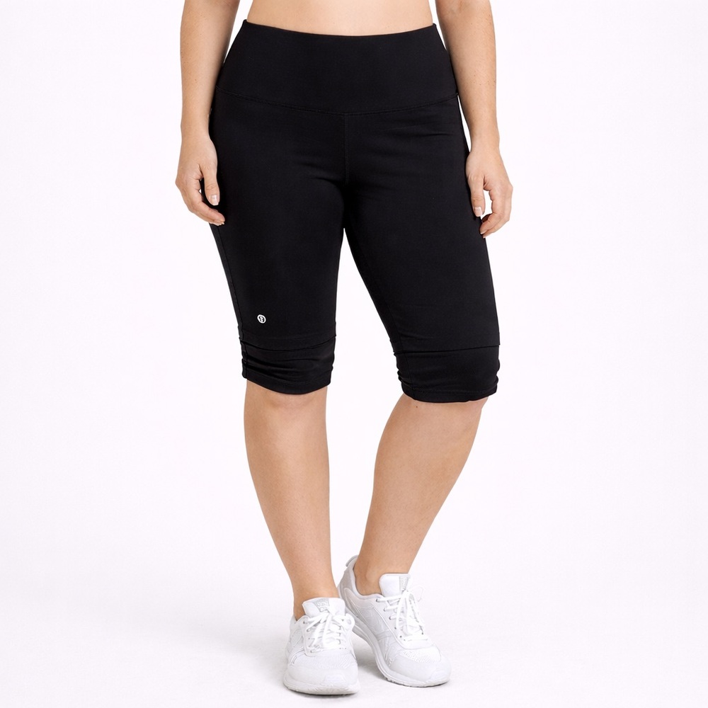 Lululemon Black Women's Shorts Size 4